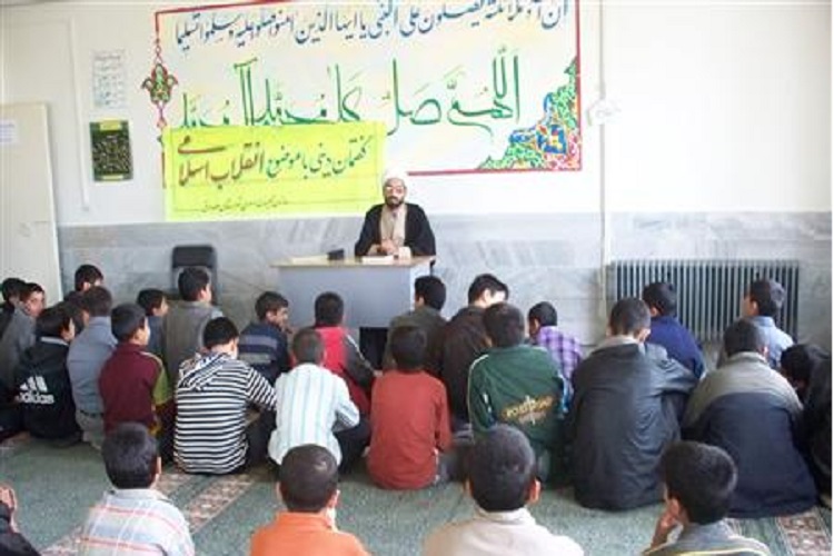 برگزاری 40 گفتمان با موضوع دستاوردهای انقلاب در کرمانشاه برگزاری 40 گفتمان با موضوع دستاوردهای انقلاب در کرمانشاه