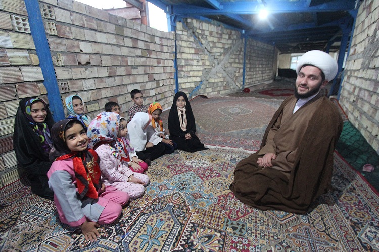 نقش مهم روحانیون مستقر در توسعه مسائل فرهنگی مناطق محروم نقش مهم روحانیون مستقر در توسعه مسائل فرهنگی مناطق محروم