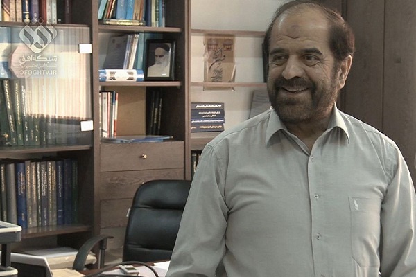 مروری بر مدرسه مدیریتی آیت‌الله مصباح / اهتمام به آموزش و اعزام طلاب به خارج از کشور