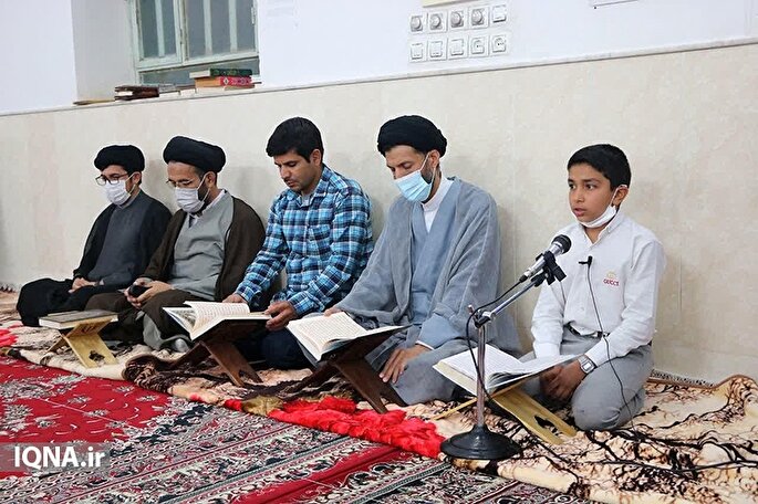 عکس | محفل قرآنی نور در اردکان