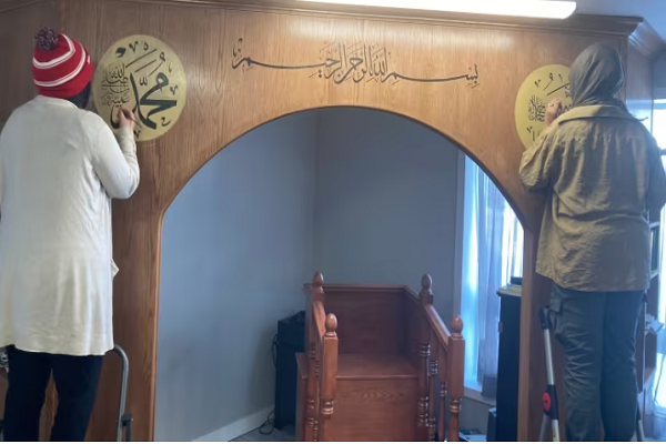 ابتکار هنرمند قرآنی برای زیباسازی مسجدی در کانادا