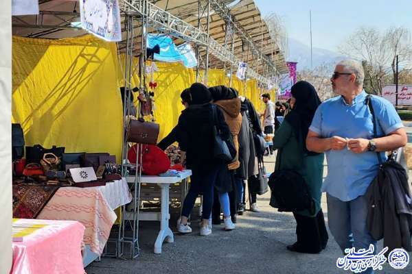 عکس | بازارچه «صنایع خلاق و فناوری‌های فرهنگی» در البرز