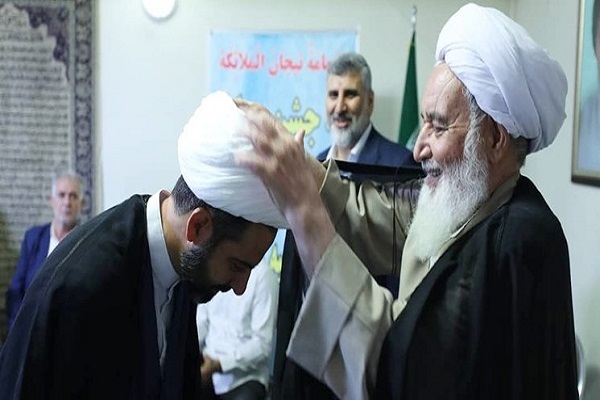 آئین عمامهگذاری طلاب آئین عمامهگذاری طلاب