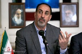 شعر عمان سامانی محصول پیوند حکمت، شریعت و عرفان است