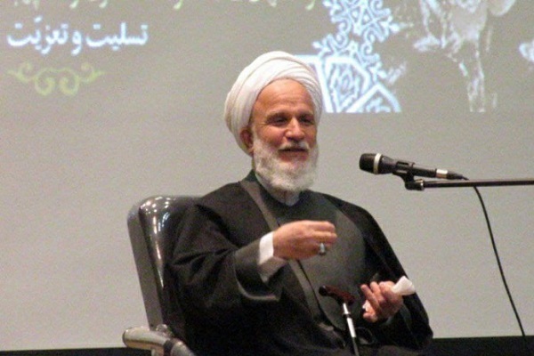 آیت‌الله محمود محمدی عراقی، نماینده مردم کرمانشاه در مجلس خبرگان رهبری