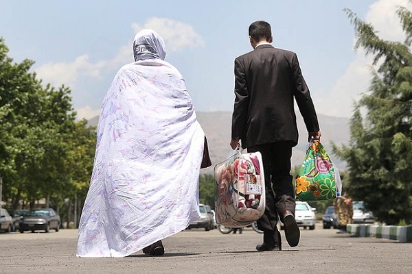 حجت&zwnj;الاسلام ناصر نظری امام جماعت مسجد سیدالشهدا(ع) شهرک شهدا سنقر