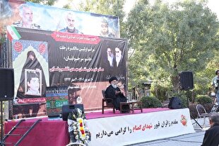 حرکت در مسیر سند چشم‌انداز حسینی ضامن حفظ انقلاب است