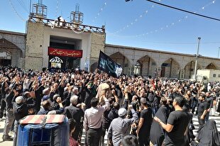 دلدادگان حسین(ع) فرصت عاشقی باقیست