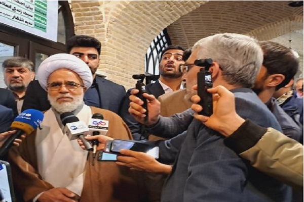 حجتالاسلام حبیبالله غفوری امام جمعه کرمانشاه حجتالاسلام حبیبالله غفوری امام جمعه کرمانشاه