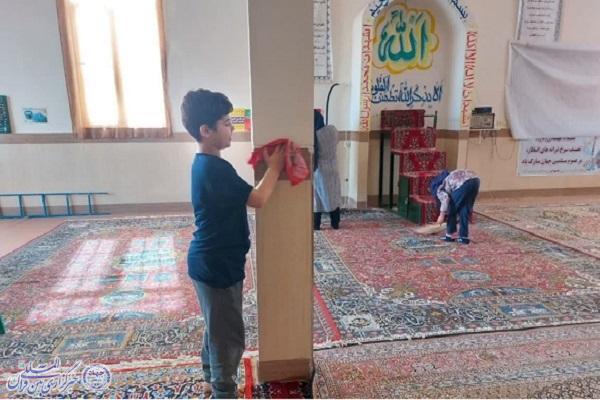 عطر افشانی فضای مساجد در کرمانشاه عطر افشانی فضای مساجد در کرمانشاه