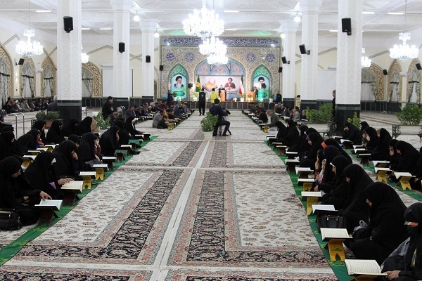 برگزاری کرسی تلاوت  در دهه کرامت