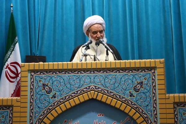 آیت‌الله علما امام جمعه کرمانشاه