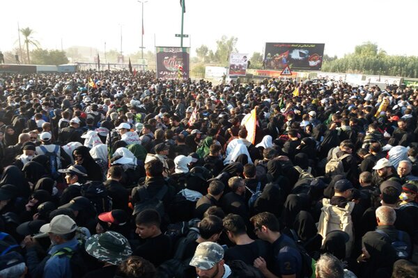 تردد بیش از ۳۰ هزار زائر از مرز خسروی تردد بیش از ۳۰ هزار زائر از مرز خسروی