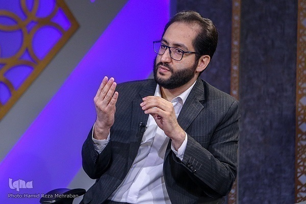 لزوم ارتباط نظامند اقتصاددانان متعارف با فقها