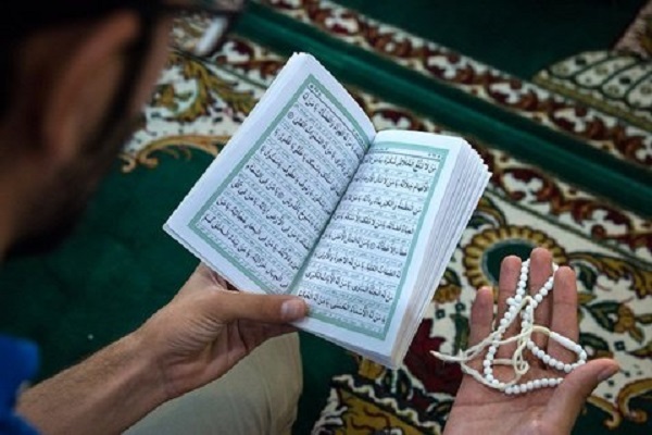 خدایا در‌های فضل و رحمتت را بر من بگشا
