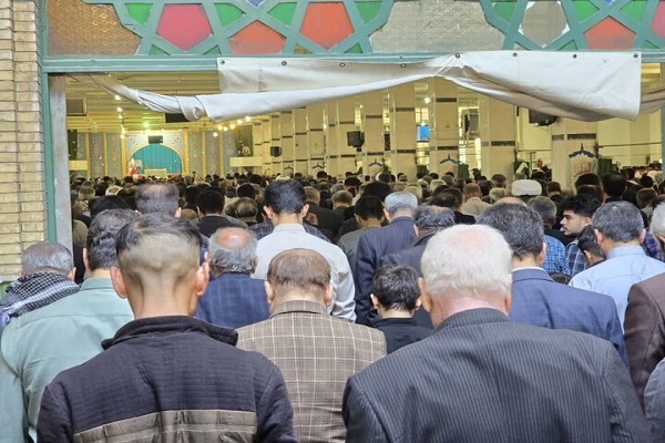 نماز عید سعید فطر در کرمانشاه اقامه شد