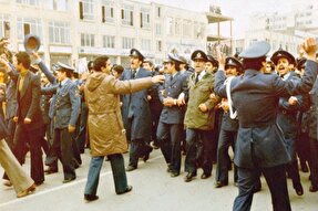 ۲۰ بهمن ۵۷؛ حمله گارد شاهنشاهی به پادگان دوشان‌تپه