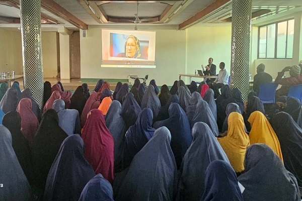 آشنایی شیعیان تانزانیا با دستاوردهای انقلاب اسلامی در حوزه زنان
