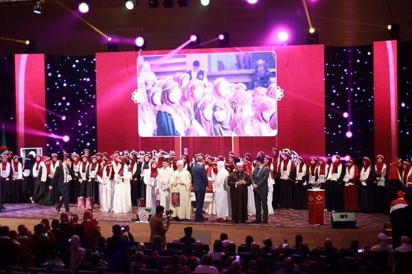 تجلیل از 500 حافظ قرآن در مسجد جامع الجزایر