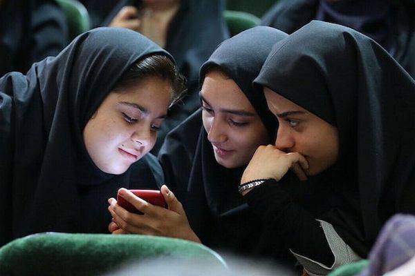 چالش‌های نسل آلفایی + فیلم