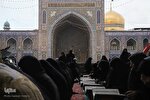 عکس | جزء‌خوانی قرآن کریم در حرم مطهر رضوی