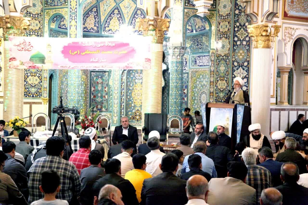 حجت‌الاسلام حبیب‌الله غفوری امام جمعه کرمانشاه