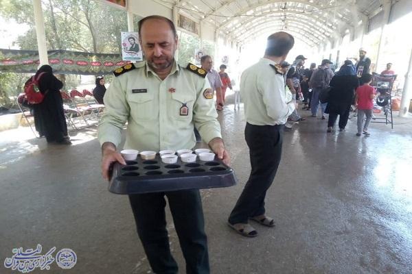 خدمت‌رسانی به زائران حسینی در مواکب شهدای انتظامی با راهبرد فرهنگی در مرز خسروی