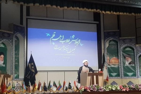 لزوم حمایت از تولیدکنندگان در عرصه پژوهش