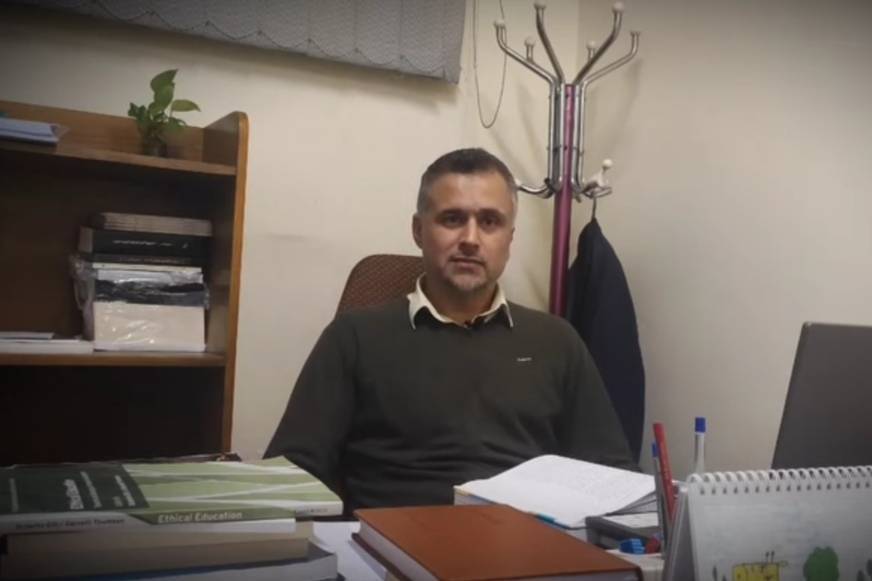 کدام معلمان در آموزش مهارت‌های اجتماعی و هویتی موفق‌ترند +‌ صوت