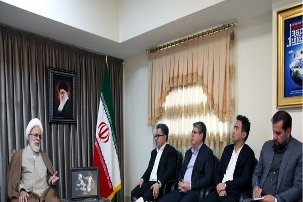 دیدار مدیرکل و معاونین اداره راهداری استان با امام جمعه کرمانشاه