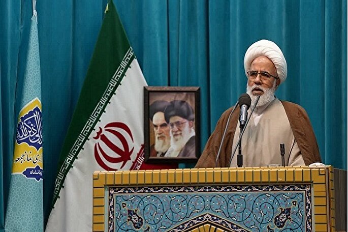 راهپیمایی یوم‌الله ۱۳ آبان روز نمایش بصیرت ملت ایران است