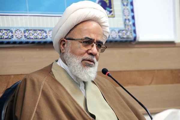 حجت الاسلام حبیب الله غفوری امام جمعه کرمانشاه