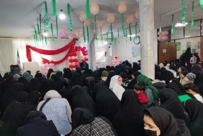 تربیت مبتنی بر آموزه‌های دینی به تضعیف تهاجم فرهنگی می‌انجامد