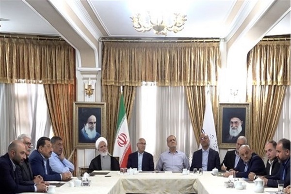 مسیر شکوفایی ظرفیتهای تجاری و تولیدی استان کرمانشاه هموارتر شود مسیر شکوفایی ظرفیتهای تجاری و تولیدی استان کرمانشاه هموارتر شود