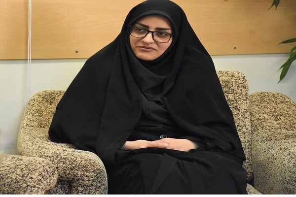 مریم اکبری، مدیرکل امور بانوان استانداری کرمانشاه
