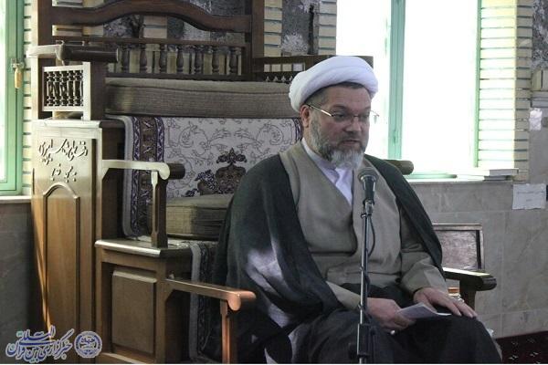 حجت‌الاسلام حجت‌الله فاضلی از اساتید حوزه علمیه کرمانشاه