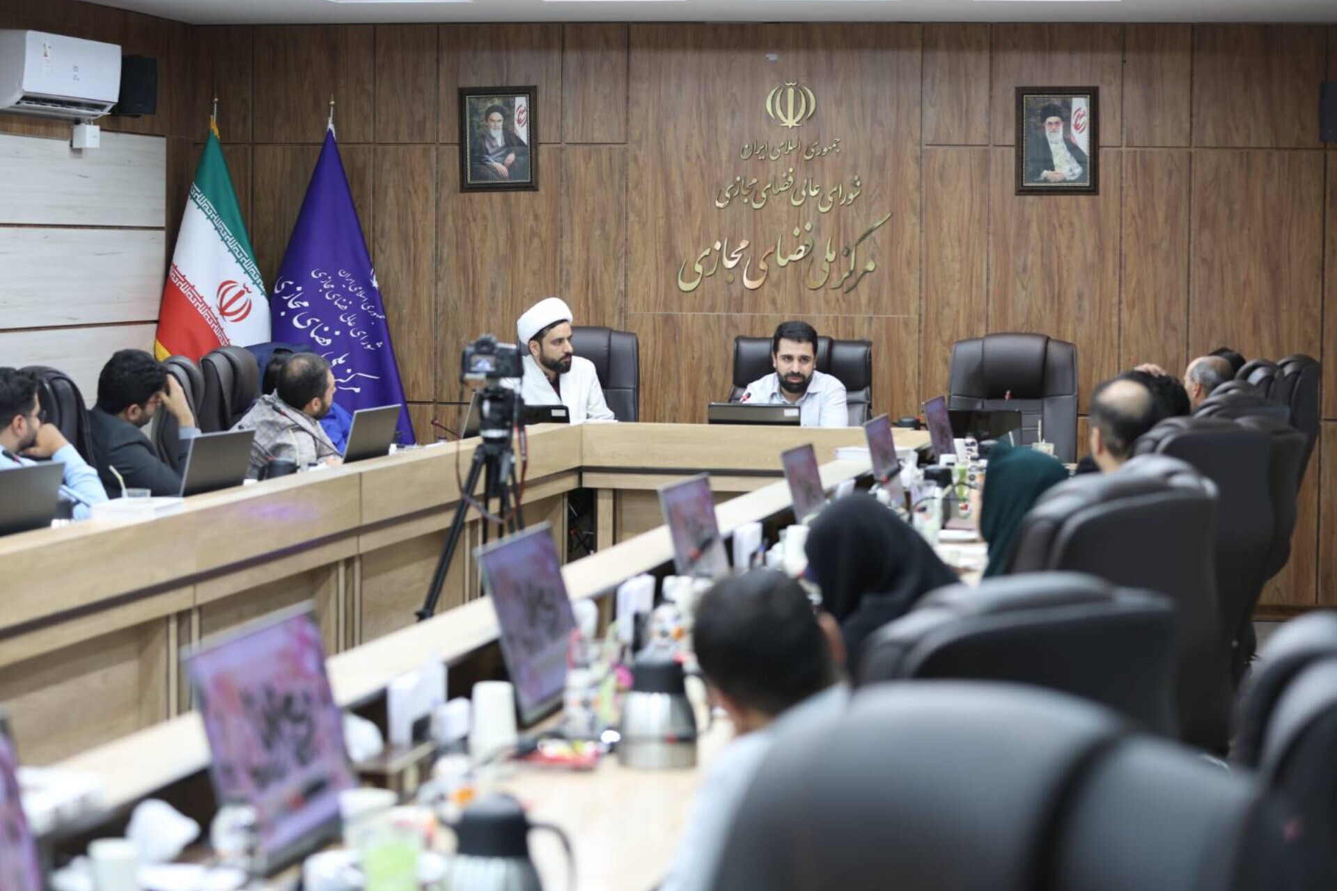 لزوم شناسایی نسخه زیست مجازی با هویت ایرانی ـ اسلامی