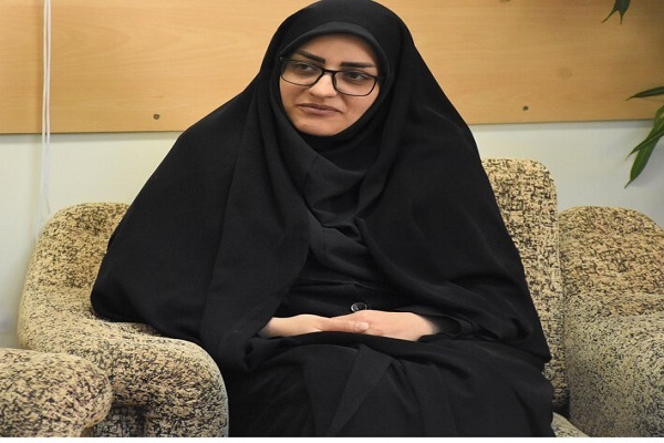 مریم اکبری مدیرکل امور بانوان و خانواده استانداری کرمانشاه