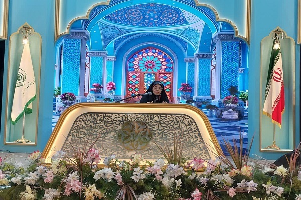 رقابت ۳ بانوی کرمانشاهی در مسابقات سراسری قرآن کریم رقابت ۳ بانوی کرمانشاهی در مسابقات سراسری قرآن کریم