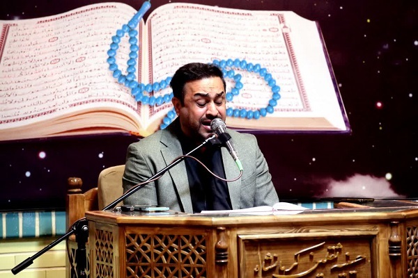 راهیابی امین عبدی به فینال مسابقات سراسری قرآن راهیابی امین عبدی به فینال مسابقات سراسری قرآن