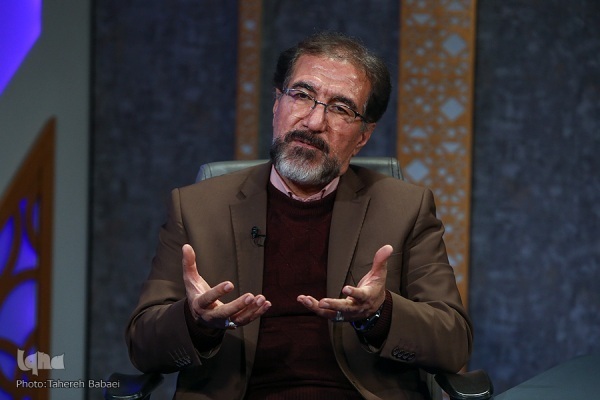 هنر اسلامی شبکه‌ تربیتی در زندگی روزمره مردم ایجاد می‌کند