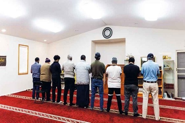 انتقاد از محدودیت آزادی‌های دینی در کانادا