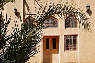 Хонаи Устод Ҳумоӣ — мероси мондагори дониш ва адаб дар қалби Исфаҳон