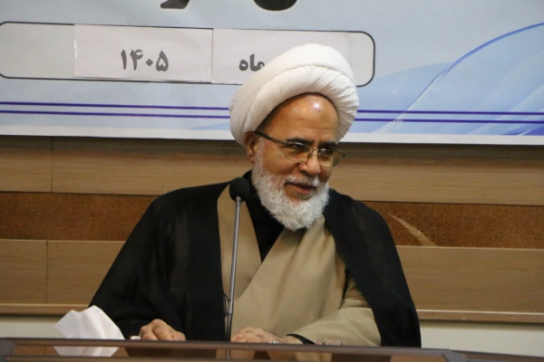 حجت‌الاسلام حبیب‌الله غفوری نماینده ولی فقیه در استان و امام جمعه کرمانشاه